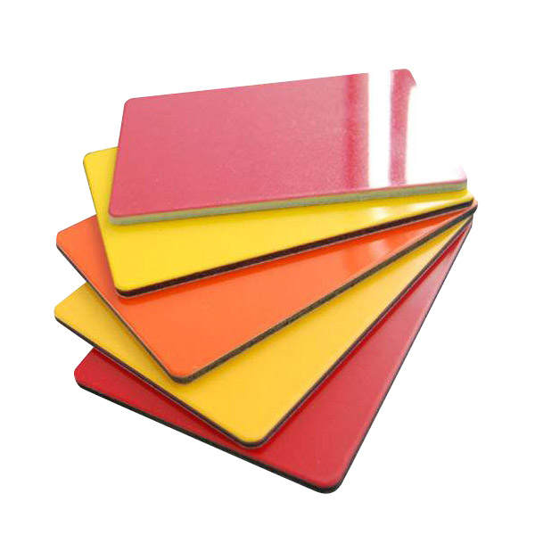 पीई कोटिंग एल्यूमिनियम कम्पोजिट पैनल को आधुनिक वास्तुशिल्प क्लैडिंग के लिए आदर्श विकल्प क्या बनाता है